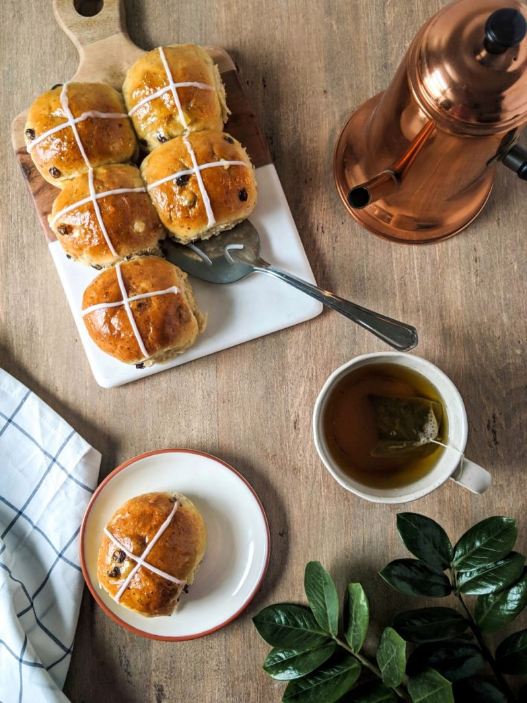 hot cross buns